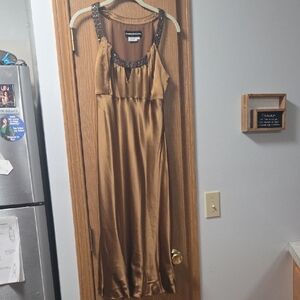 Donna Morgan Bronze Sleeveless Midi Dress